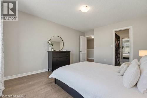4128 Palermo Common, Burlington, ON - Indoor Photo Showing Bedroom