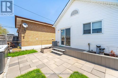 71 Beland Avenue N, Hamilton, ON 