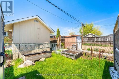 71 Beland Avenue N, Hamilton, ON 