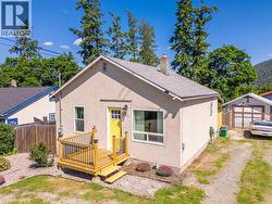 820 IBBITSON Street Creston, BC V0B 1G4