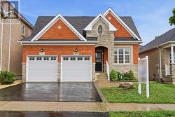 1795 GRANDVIEW STREET N Oshawa (Taunton), ON L1K 0J3