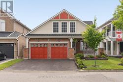 34 DAVEY STREET  Ajax (South East), ON L1Z 1L2