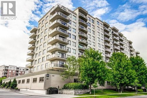 903 - 1998 IRONSTONE DRIVE  Burlington, ON L7L 7P7