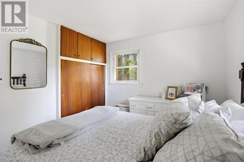 104 Eastern Ave, Sault Ste. Marie, ON - Indoor Photo Showing Bedroom