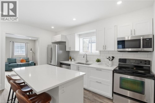 390 Hunter Street W, Hamilton, ON - Indoor Photo Showing Kitchen With Stainless Steel Kitchen With Upgraded Kitchen