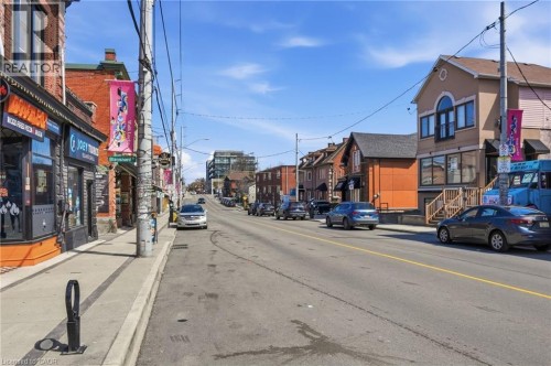390 Hunter Street W, Hamilton, ON - Outdoor