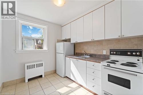2189 King Street E Unit# 4, Hamilton, ON - Indoor Photo Showing Kitchen