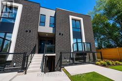206 - 6065 MCLEOD ROAD Niagara Falls, ON L2G 0Z7