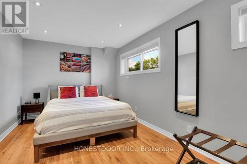 2601 Needham Crescent, Ottawa, ON 