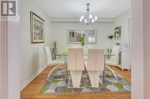 7 Westpointe Crescent, Ottawa, ON 