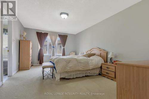 7 Westpointe Crescent, Ottawa, ON 