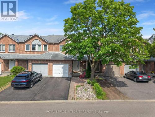 7 Westpointe Crescent, Ottawa, ON 
