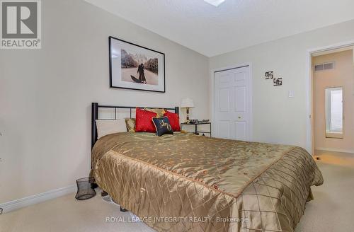 7 Westpointe Crescent, Ottawa, ON 