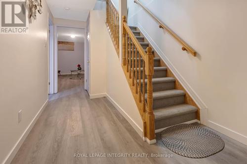 7 Westpointe Crescent, Ottawa, ON 