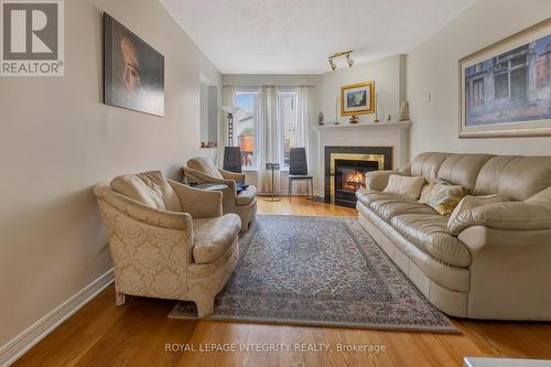 7 Westpointe Crescent, Ottawa, ON 