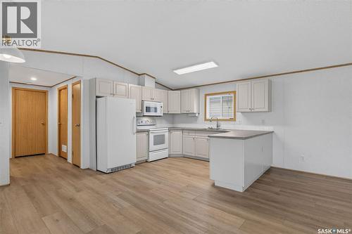 119 Railway Avenue, Kinistino, SK 