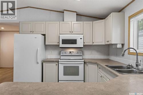119 Railway Avenue, Kinistino, SK 