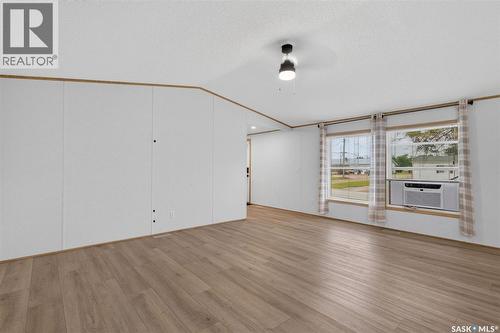 119 Railway Avenue, Kinistino, SK 