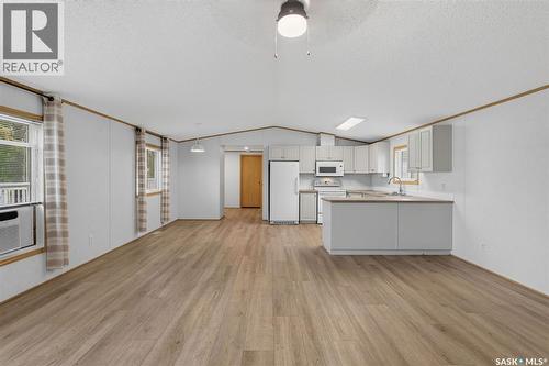 119 Railway Avenue, Kinistino, SK 