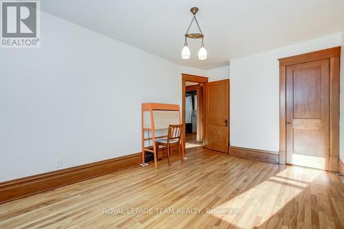 995 Gladstone Avenue, Ottawa, ON 