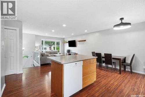 423 Nesbitt Way, Saskatoon, SK 