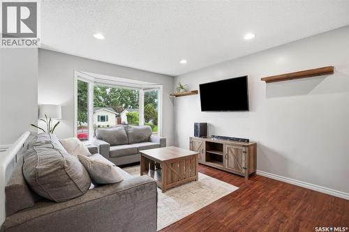 423 Nesbitt Way, Saskatoon, SK 