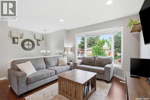 423 Nesbitt Way, Saskatoon, SK 