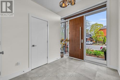 92 Grange Avenue, Ottawa, ON 