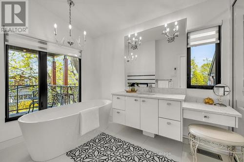92 Grange Avenue, Ottawa, ON 