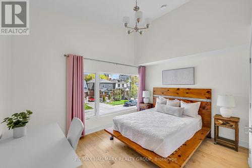 92 Grange Avenue, Ottawa, ON 
