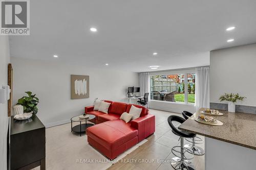 92 Grange Avenue, Ottawa, ON 