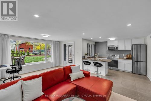 92 Grange Avenue, Ottawa, ON 