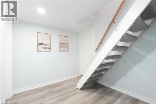 141 Mcanulty Boulevard, Hamilton, ON - Indoor Photo Showing Other Room