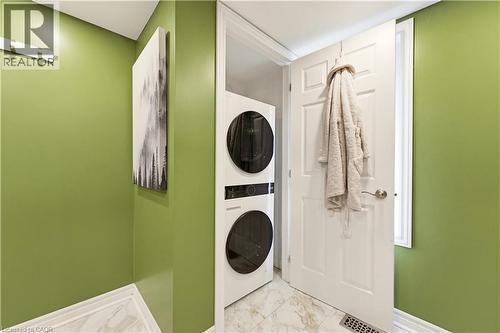 1390 Mckenzie Road, Caledonia, ON - Indoor Photo Showing Laundry Room