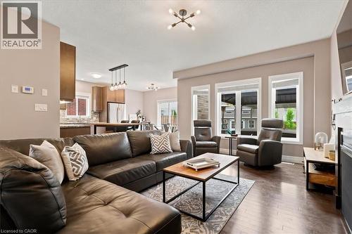 921 Eden Oak Court, Kitchener, ON - Indoor Photo Showing Living Room