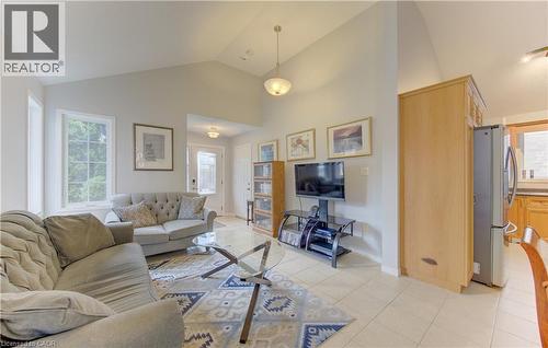460 Langlaw Drive, Cambridge, ON - Indoor Photo Showing Living Room