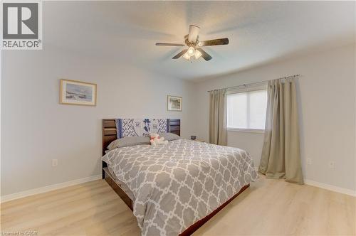 460 Langlaw Drive, Cambridge, ON - Indoor Photo Showing Bedroom