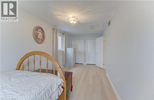 460 Langlaw Drive, Cambridge, ON - Indoor Photo Showing Bedroom