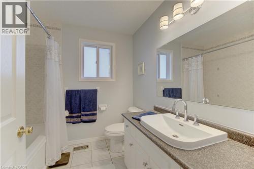 460 Langlaw Drive, Cambridge, ON - Indoor Photo Showing Bathroom
