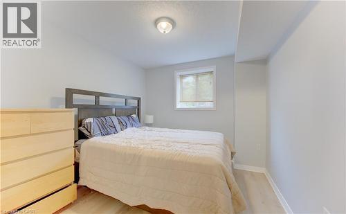 460 Langlaw Drive, Cambridge, ON - Indoor Photo Showing Bedroom