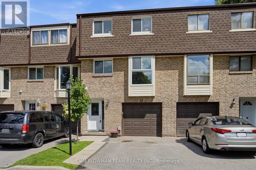 45 - 350 CAMELOT COURT  Oshawa, ON L1G 6P7