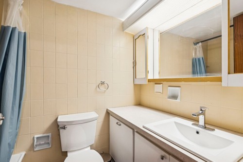 Bathroom - 210-3535 Av. Papineau, Montréal (Le Plateau-Mont-Royal), QC 