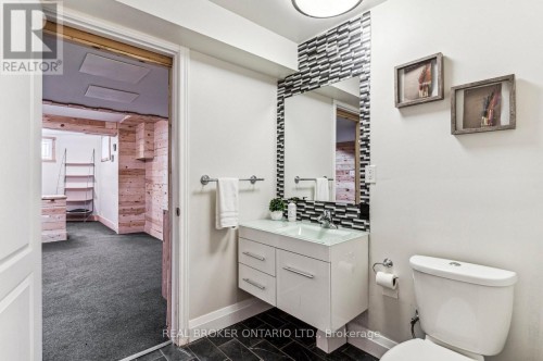 27 Bagshaw Crescent, Uxbridge, ON 