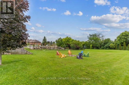 27 Bagshaw Crescent, Uxbridge, ON 