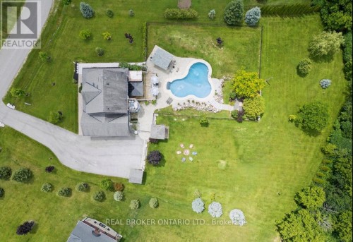 27 Bagshaw Crescent, Uxbridge, ON 