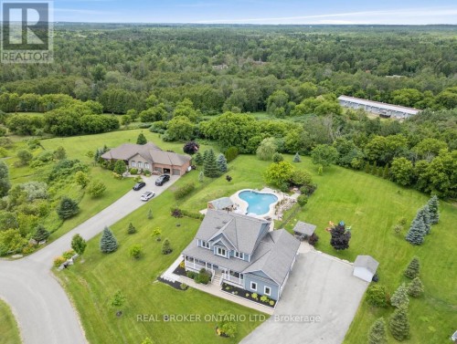 27 Bagshaw Crescent, Uxbridge, ON 
