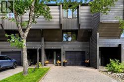 95 Quincy DRIVE  Regina, SK S4S 6L9