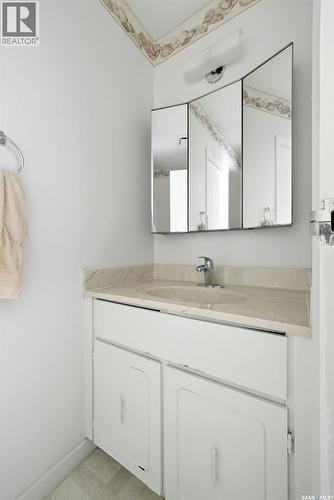 95 Quincy Drive, Regina, SK 