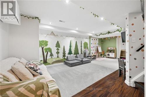 16 White Sands Court, Kitchener, ON 