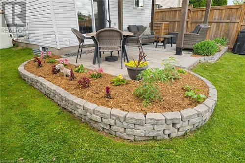 16 White Sands Court, Kitchener, ON 